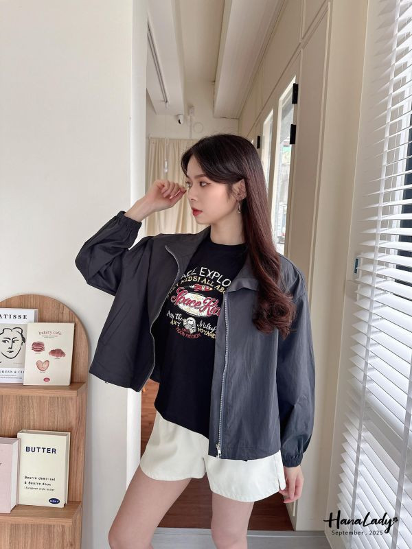 WKA26 拉鍊翻領下抽繩薄外套 