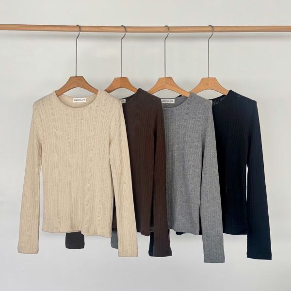 WQA92 小洞洞坑條針織上衣 