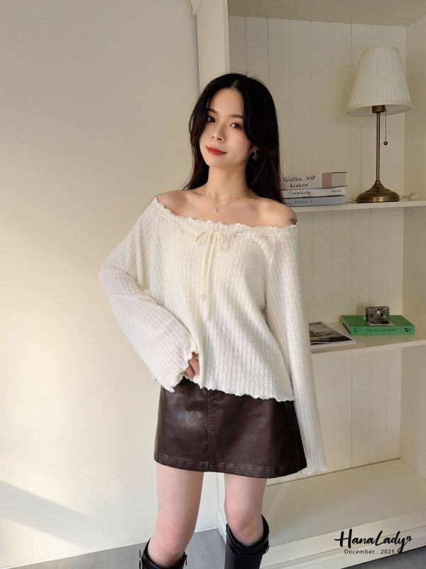 WQA68 抽繩花邊領毛毛上衣 