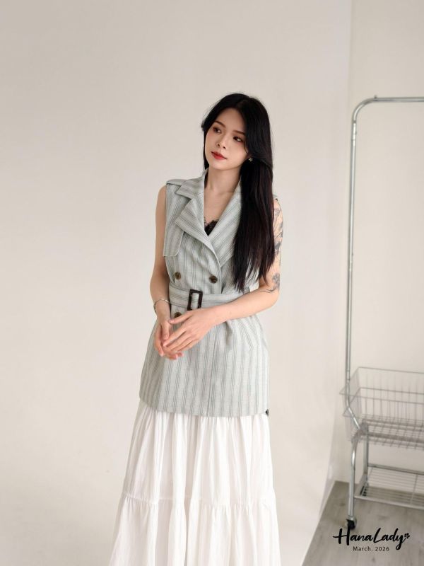 LSA28 三角翻領雙排釦線條背心 