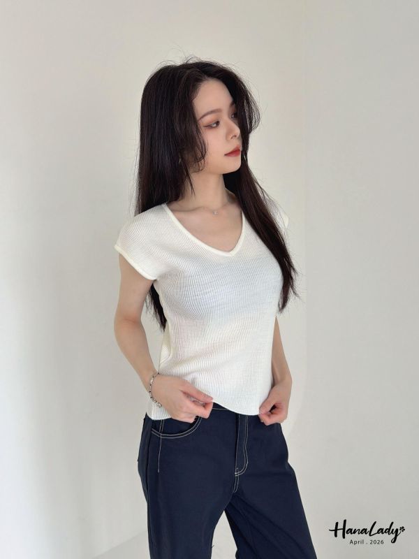 LFA06 坑條V領百搭針織背心 