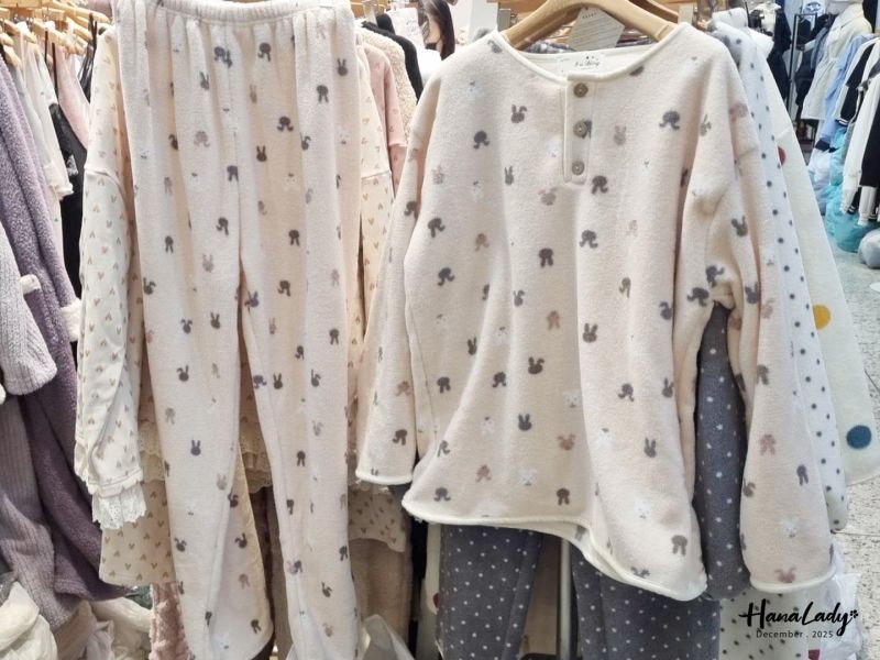 WQB34 暖呼呼的法蘭絨睡衣 