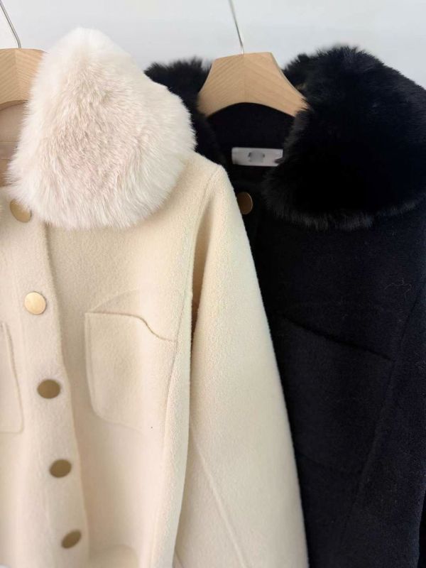 WQA25 毛領金釦嫩Q針織外毛可拆 