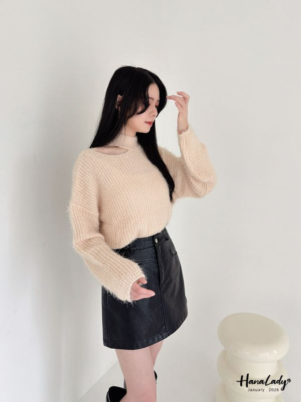 LEA30 造型挖肩純色上衣 