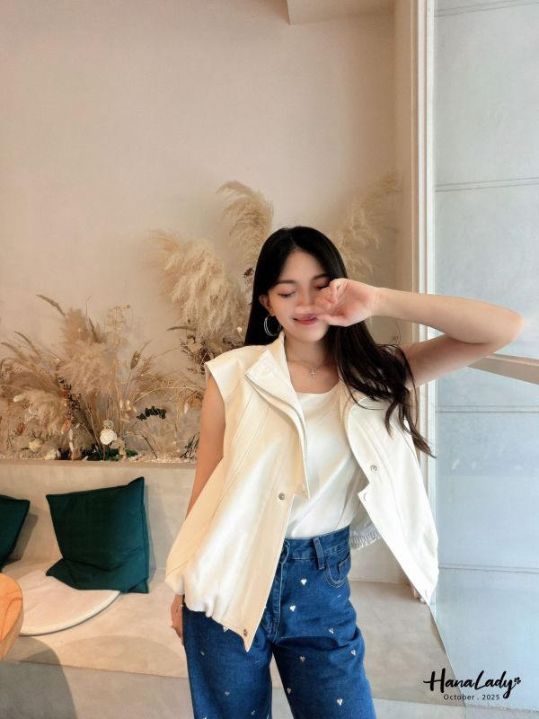 WTB35 必收俐落翻領拉鍊背心 