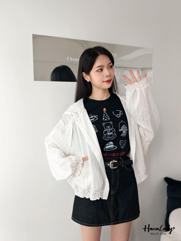 LSA07 可愛Q擺線條排釦衫 