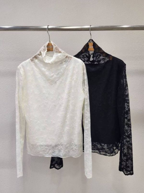 WQB72 V線假兩件內磨毛蕾絲上衣 