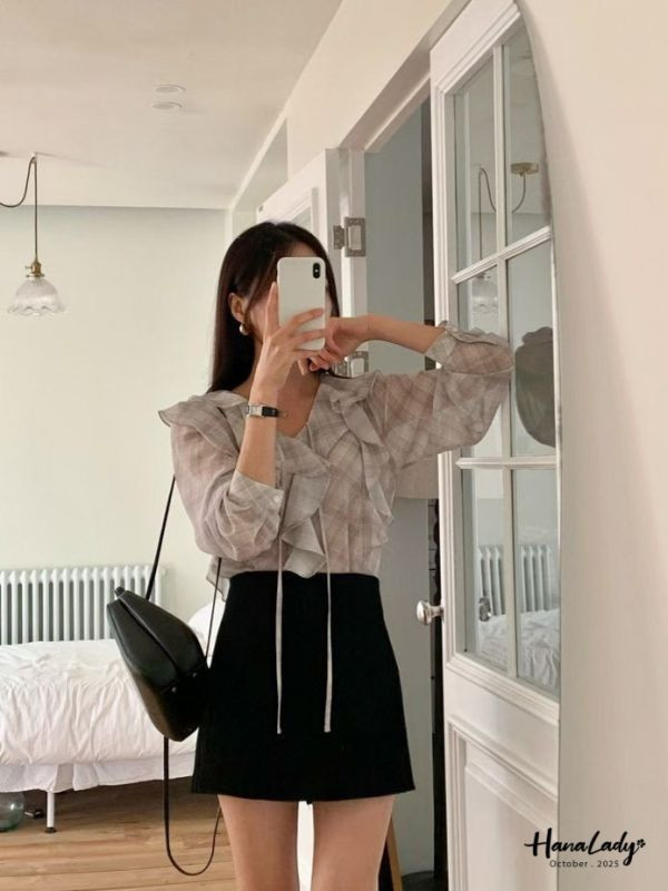 WTA73 格紋波浪V領綁帶雪紡衫 