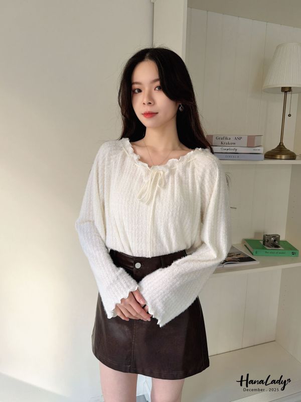 WQA68 抽繩花邊領毛毛上衣 