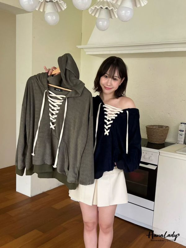 WJA35 繞繩領設計寬版帽T 