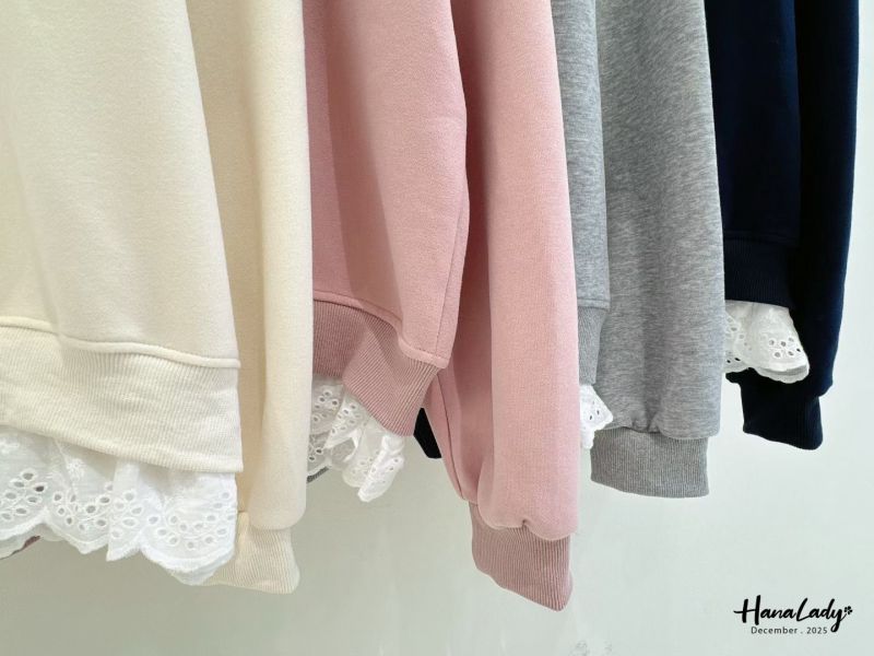 WQA21 花卉釘珠蝴蝶結圓領上衣 