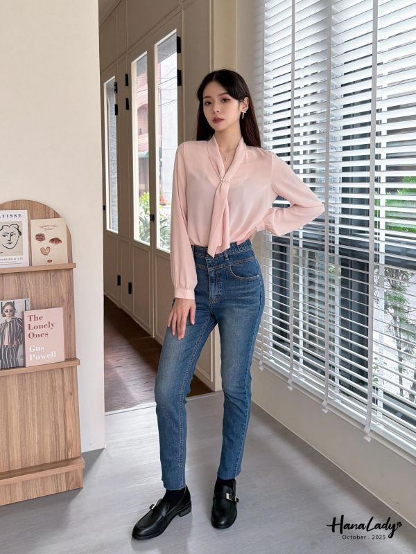 WTA65 柔美珍珠領巾雪紡衫 