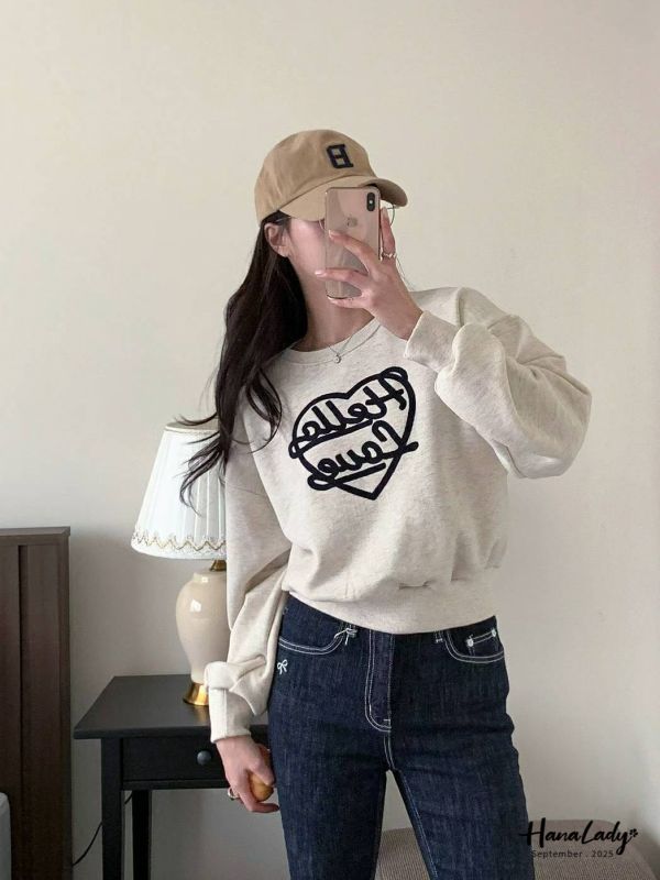 WKA75 愛心刺繡字母大學Ｔ 