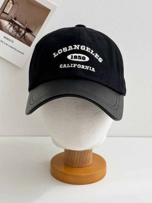 WQB37 休閒皮革鴨舌帽 