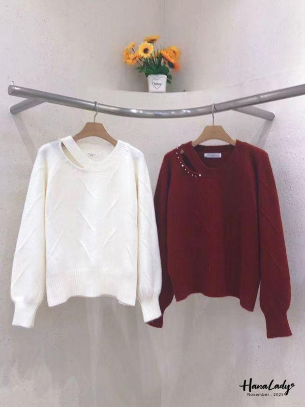 WJA85 氣質釘珠簍空針織上衣 