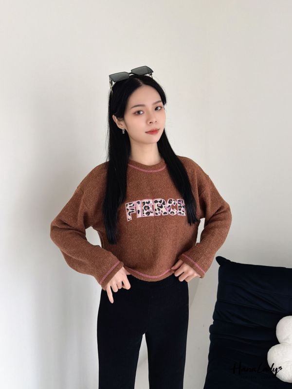 LEA14 絨布豹紋刺繡邊針織上衣 