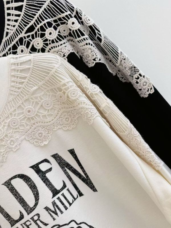 WQA23 設計感單側蕾絲肩印花T 