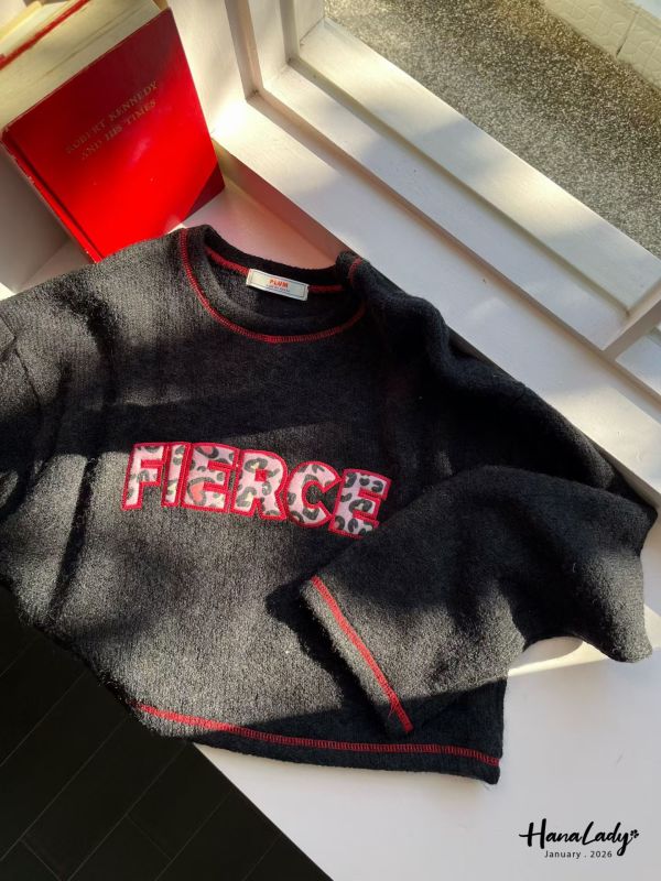 LEA14 絨布豹紋刺繡邊針織上衣 