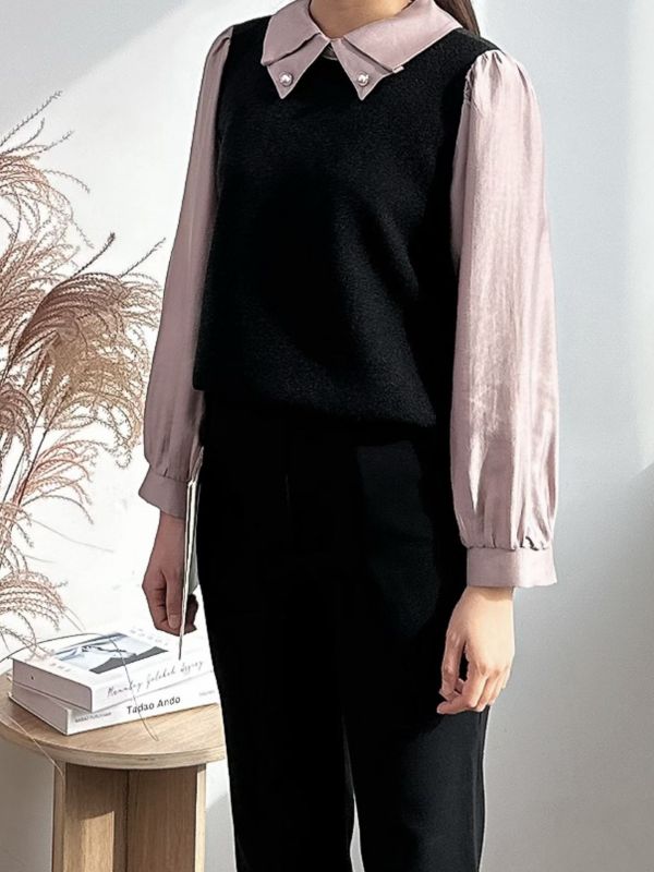 WQA50 蝴蝶釘珠領針織上衣 