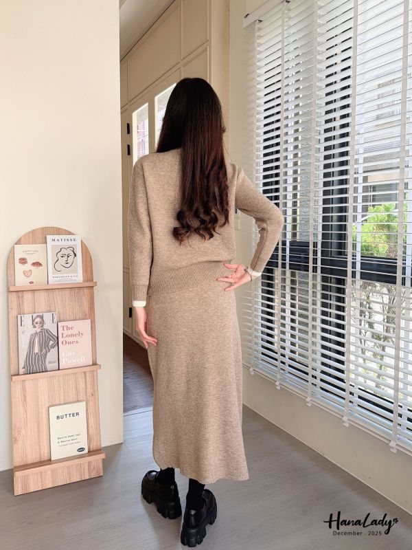 WQA80 假兩件配色排釦套裝 