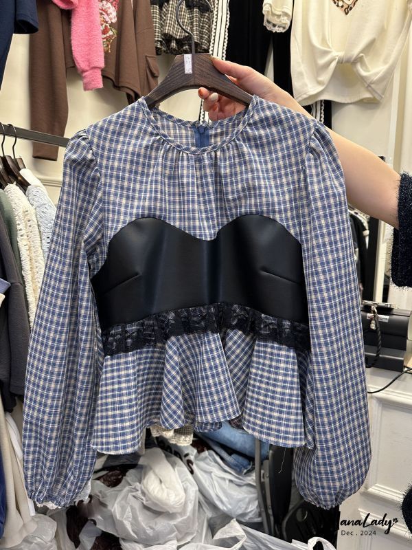 FQA75 冬日格紋皮革拼接蕾絲上衣 