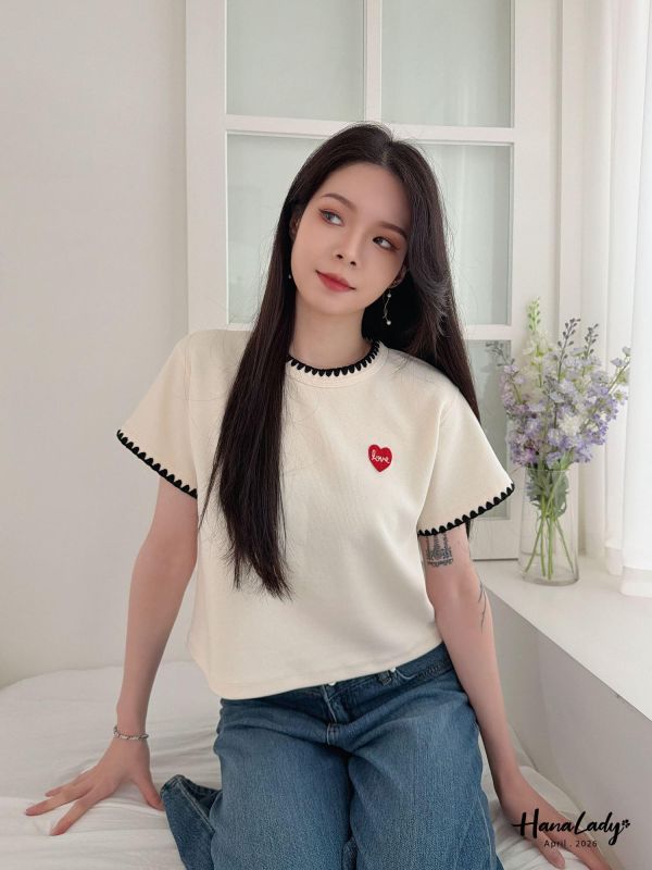 LFB06 愛心貼布嫩Q針織上衣 