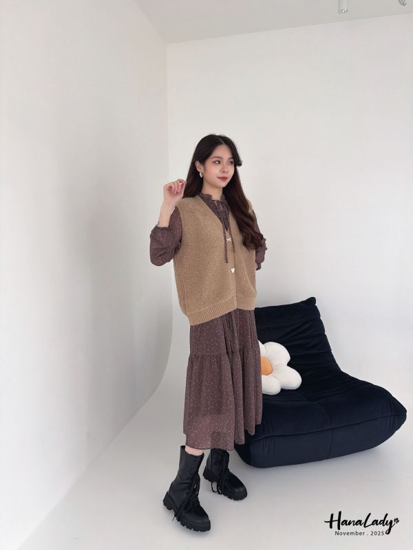 WJA80 造型金釦親膚絨毛背心 