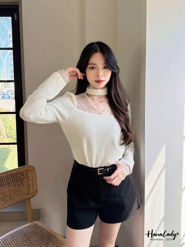 WJB45 小性感透領蕾絲針織上衣 