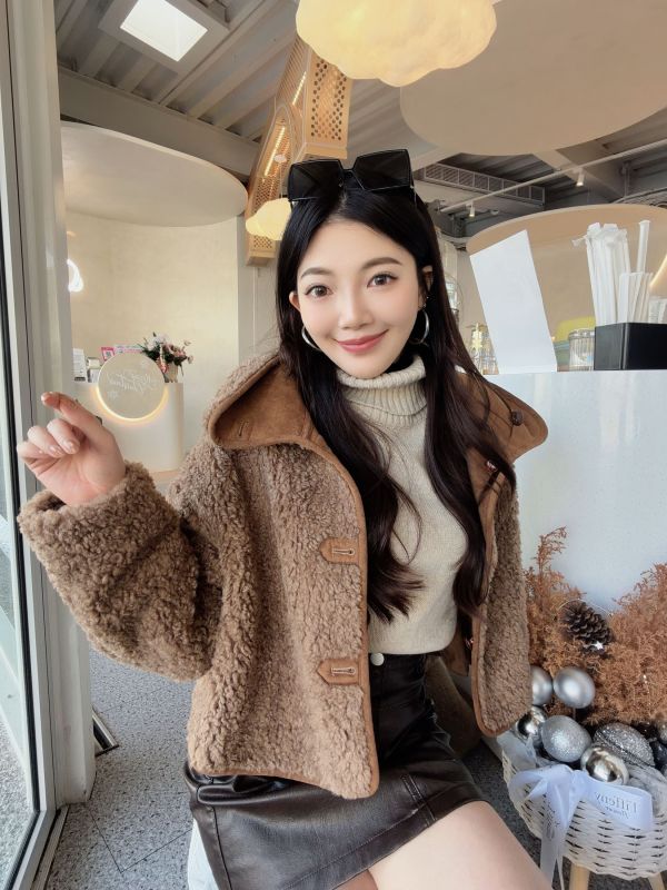 WQB23 兩面都能穿Q毛麂皮外套 