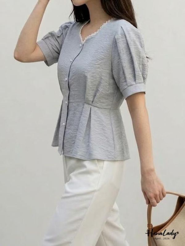 LFA36 雕花領霧面珍珠釦上衣 