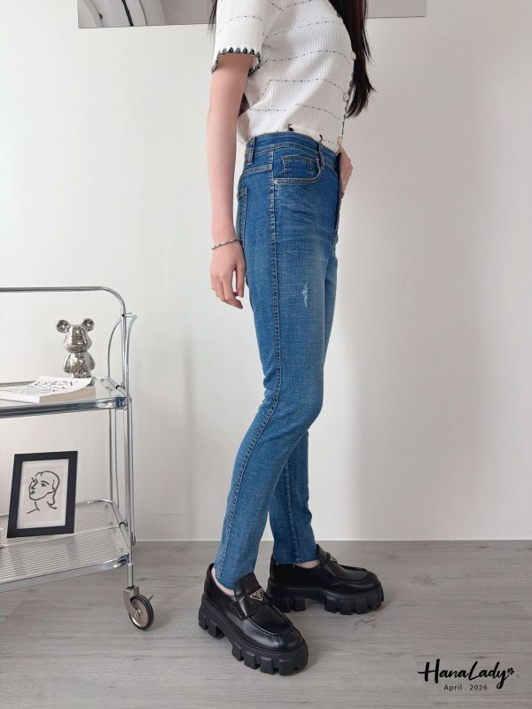 LFB05 顯瘦小褲腳彈性丹寧褲 