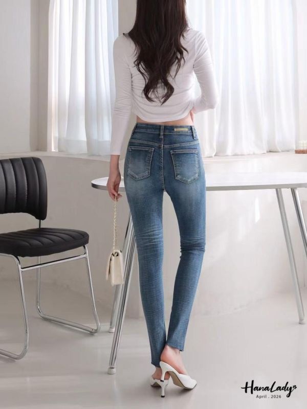 LFB05 顯瘦小褲腳彈性丹寧褲 