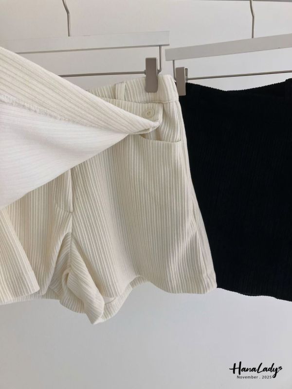 WJA06 燈心絨不規則片裙褲 