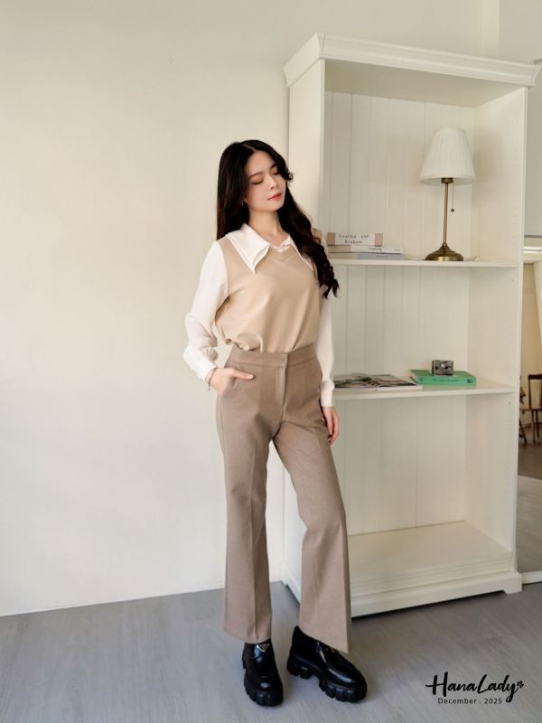 WQA46 假兩件層刺領配色上衣 