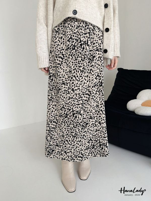 LEA89 一年四季都能穿的豹紋長裙 