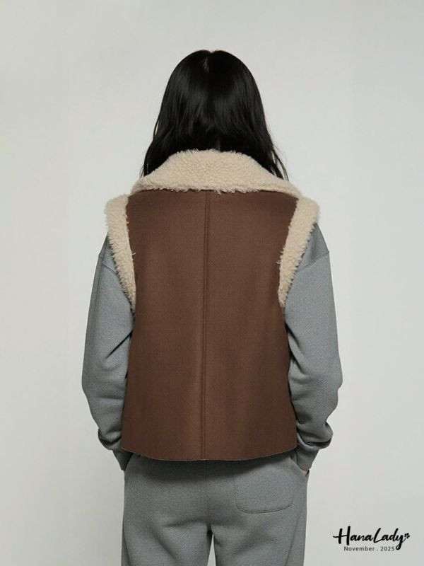 WJA74 麂皮拼毛暖暖翻領背心 