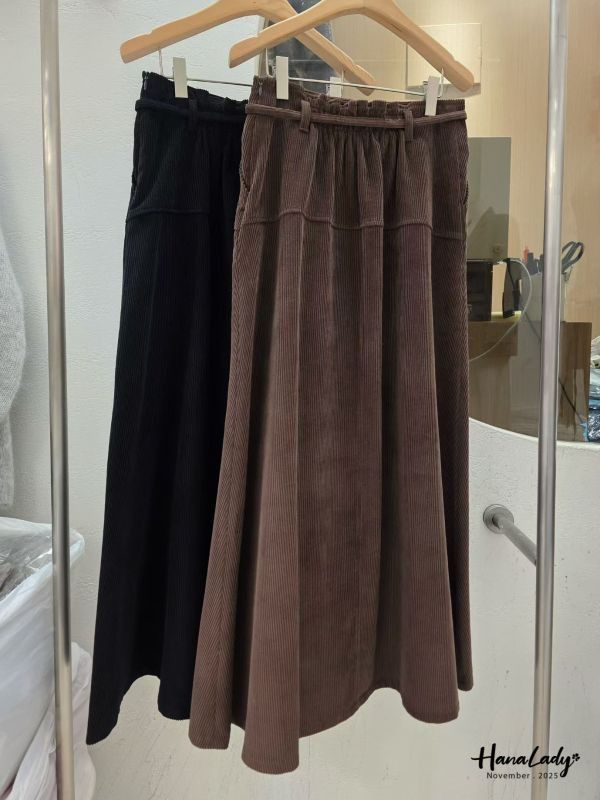 WJA90 附綁帶燈芯絨A字長裙 