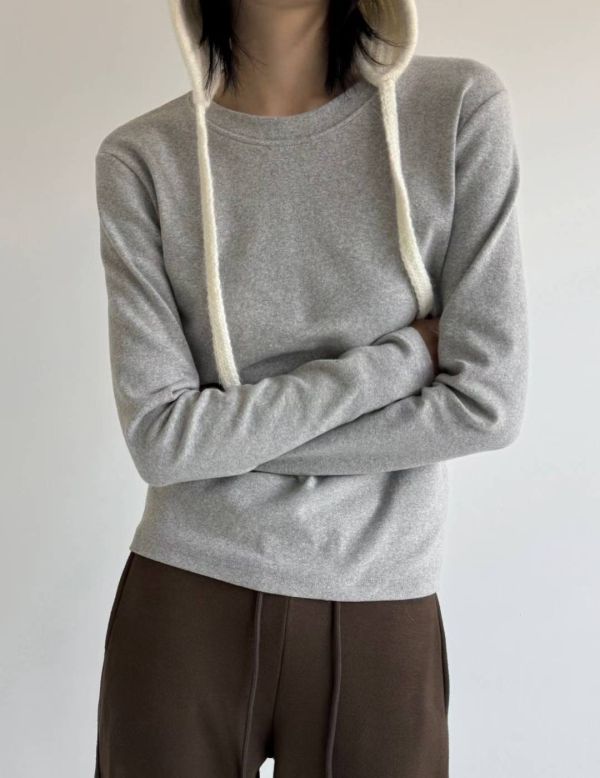 WQA77 微厚磅圓領純色上衣 