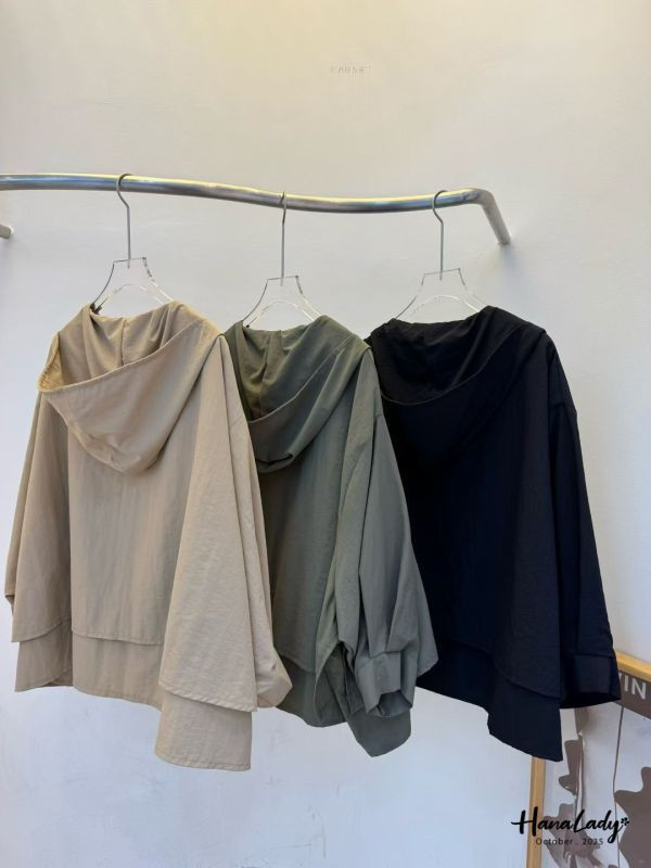 WTA25 寬版休閒防風連帽外套 