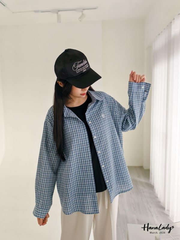 LSA18 高質感字母刺繡格子襯衫 