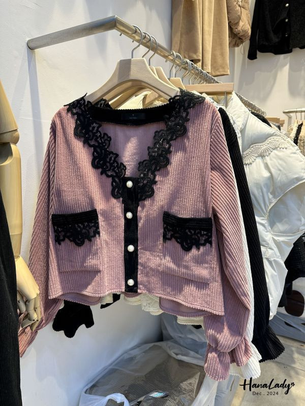 FQA37 美美蕾絲滾邊珍珠釦上衣 