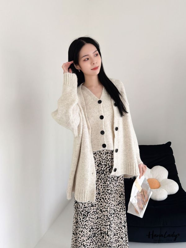 LEA55 兩件式簡約系排釦針織上衣 