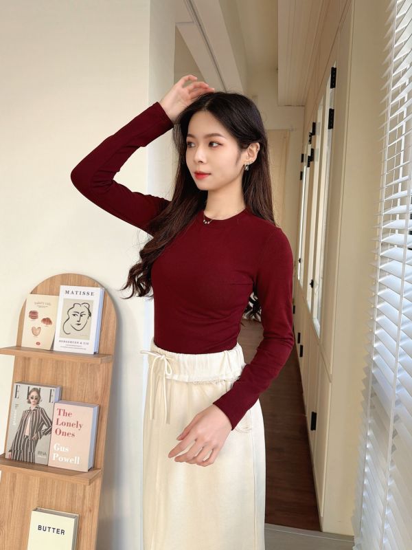 WQA39 親膚內磨毛短版圓領上衣 