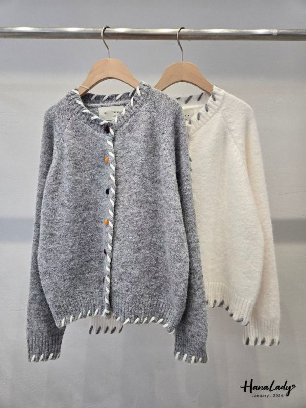 LEA20 彩色絨布釦穿繩邊針織上衣 