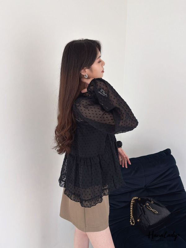 WJA39 日系透袖領層次波點上衣 