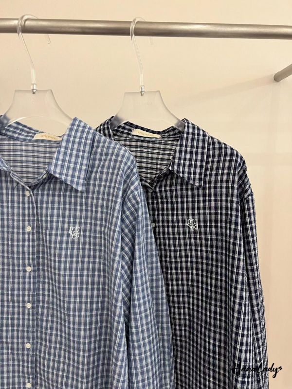 LSA18 高質感字母刺繡格子襯衫 