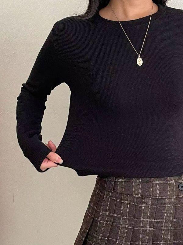 WQA62 坑條針織圓領上衣 