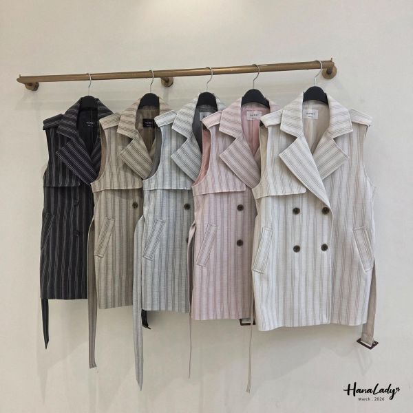 LSA28 三角翻領雙排釦線條背心 