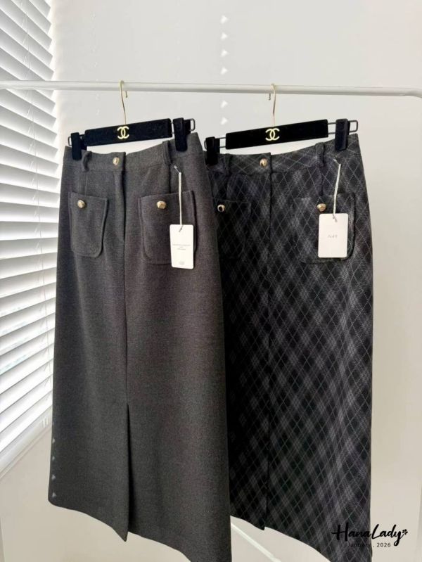 LEA40 精緻口帶設計前開衩長裙 