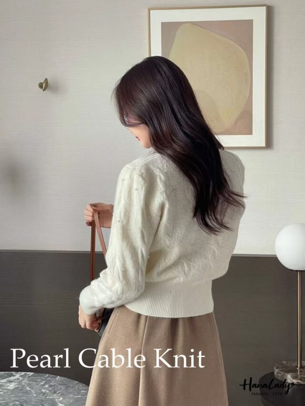 LEA01 釘珠坑條麻花針織上衣 